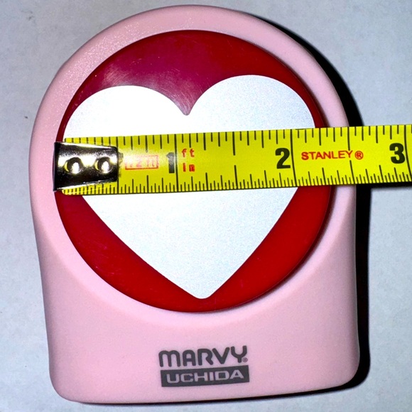 Marvy Uchida 3 pack Scrapbook Paper Punchers - Picture 3 of 7